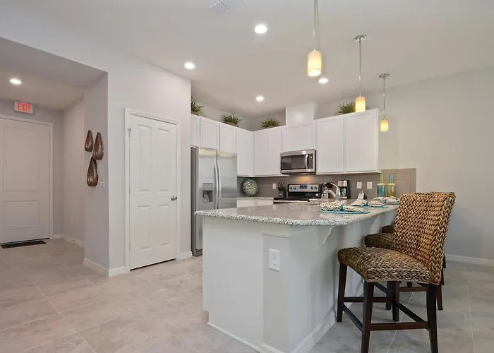 Four Bedrooms Townhouse 5102